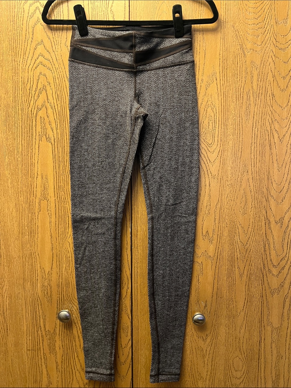 lululemon athletica Gray Herringbone Leggings with Faux Leather Waistband